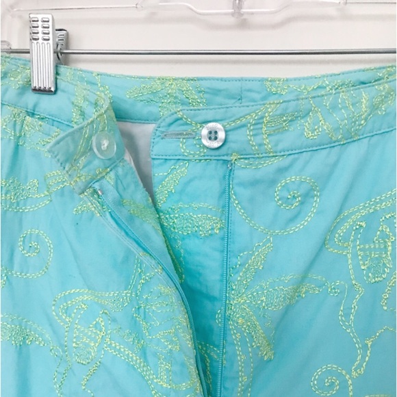 Lilly Pulitzer Sea-Inspired Embroidered Pants
Size: 2 - Picture 3 of 7